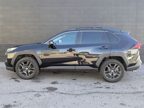 Used 2024 Toyota RAV4 Adventure image 8