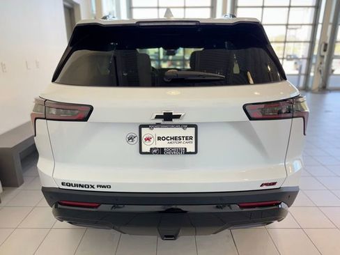 New 2026 Chevrolet Equinox RS AWD/4WD image 40