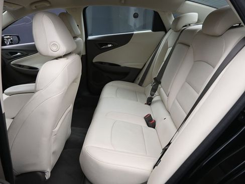 Used 2024 Chevrolet Malibu LT image 10