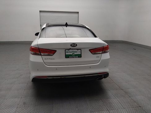 Used 2017 Kia Optima EX w/ Premium Package FWD image 6