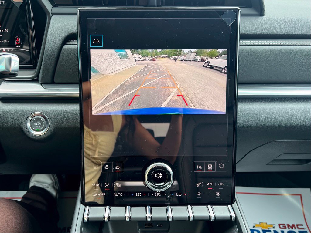 New 2027 GMC Terrain Elevation w/ Elevation Premium Package FWD image 15