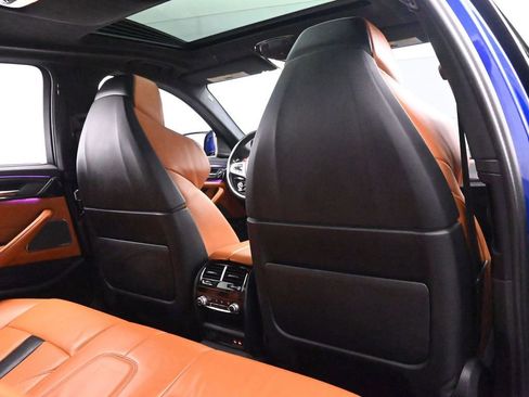 Used 2022 BMW M5 w/ Executive Package image 26