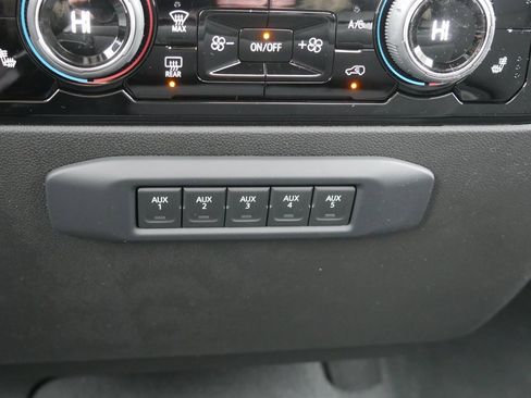 New 2025 Chevrolet Silverado 3500 LT w/ Convenience Package image 19