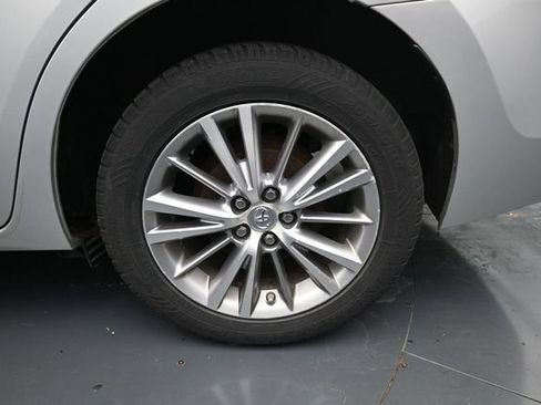 Used 2014 Toyota Corolla LE FWD image 10
