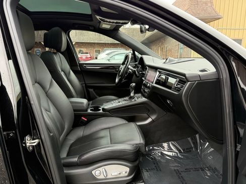 Used 2020 Porsche Macan S AWD/4WD image 24