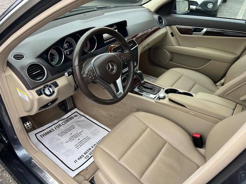 Used 2013 Mercedes-Benz C 300 4MATIC Sedan image 12
