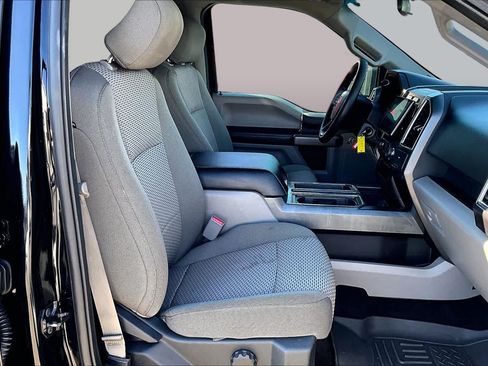 Used 2016 Ford F150 XLT RWD image 9