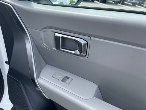 New 2027 Kia Seltos LX FWD image 30