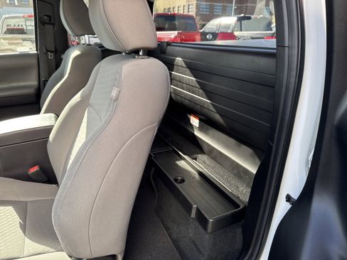 Used 2022 Toyota Tacoma SR image 11