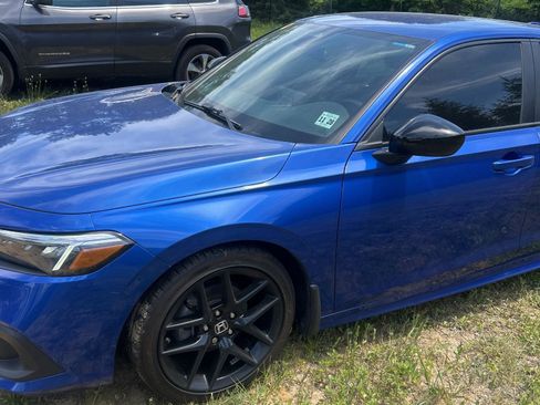 Used 2024 Honda Civic Sport image 9