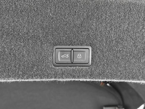 Used 2024 Lamborghini Urus Performante image 40