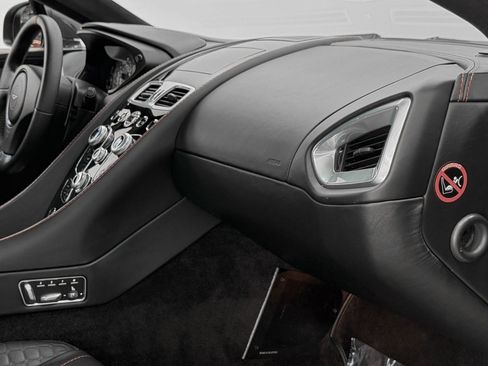 Used 2016 Aston Martin Vanquish Coupe RWD image 14