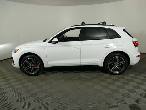 Used 2025 Audi Q5 e Premium Plus w/ Premium Plus Package AWD/4WD image 6