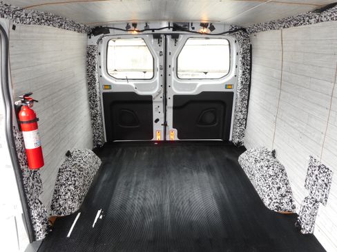 Used 2016 Ford Transit 250 130 Low Roof w/ Exterior Upgrade Package RWD image 26