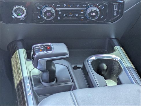 Used 2023 Chevrolet Silverado 1500 LT AWD/4WD image 28