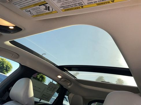 Certified 2023 INFINITI QX50 Luxe FWD image 33