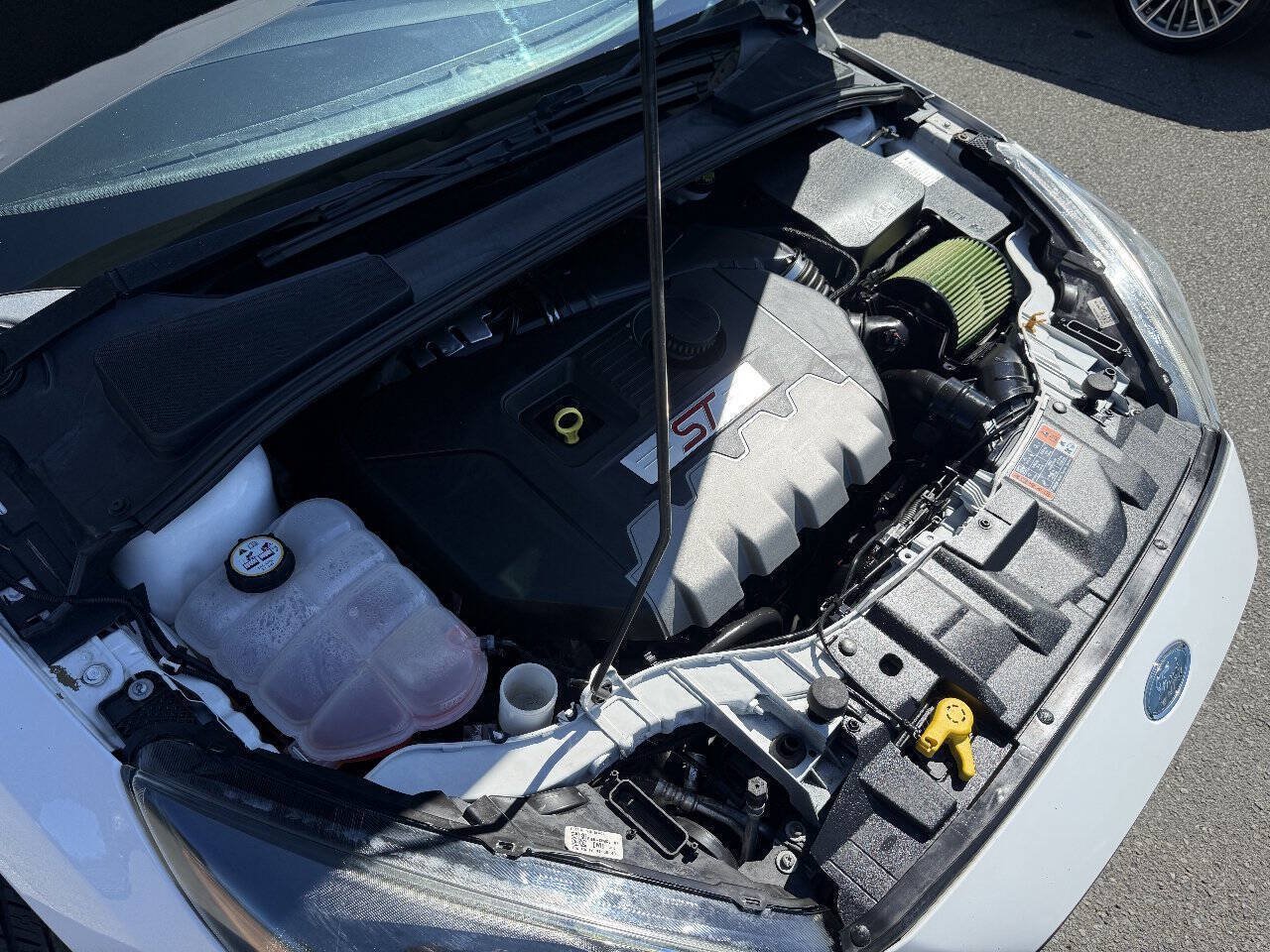 Used 2017 Ford Focus ST FWD image 24