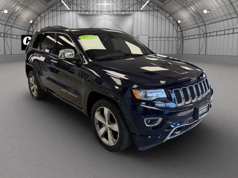 Used 2016 Jeep Grand Cherokee Overland image 3