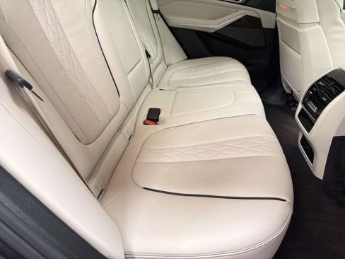 Used 2020 BMW X5 xDrive40i w/ Executive Package image 27