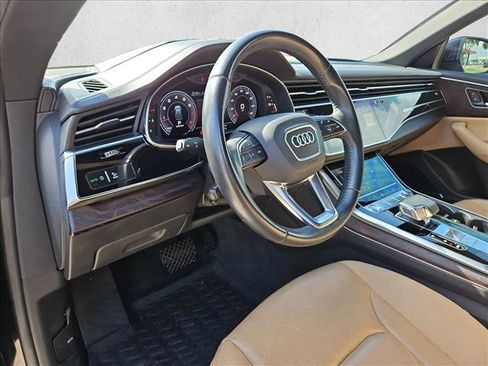 Used 2020 Audi Q8 Prestige w/ Prestige Package AWD/4WD image 9