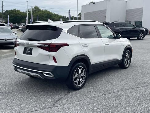 Used 2023 Kia Seltos EX AWD/4WD image 7