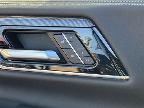 New 2026 GMC Yukon XL Elevation w/ Elevation Premium Package AWD/4WD image 12
