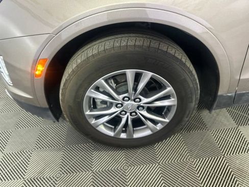 Used 2023 Cadillac XT5 Premium Luxury AWD/4WD image 37