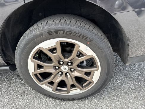 Used 2025 Ford Expedition King Ranch AWD/4WD image 19
