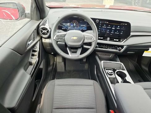 New 2027 Chevrolet Equinox LT FWD image 10
