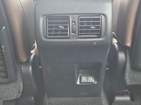 Used 2022 Toyota 4Runner Limited image 27