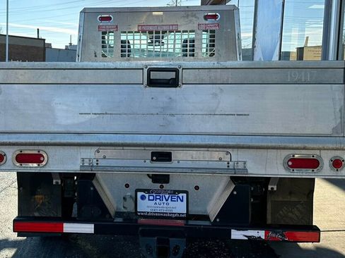 Used 2019 Ford Transit 250 T-250 SRW 156 WB 9000 GVWR image 4