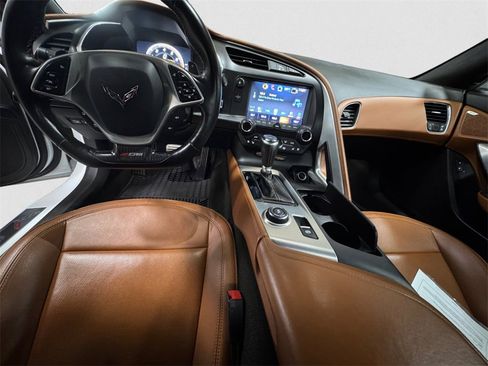 Used 2016 Chevrolet Corvette Z06 w/ 3LZ Preferred Equipment Group image 10