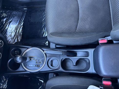 Used 2016 Mitsubishi Outlander Sport ES image 18