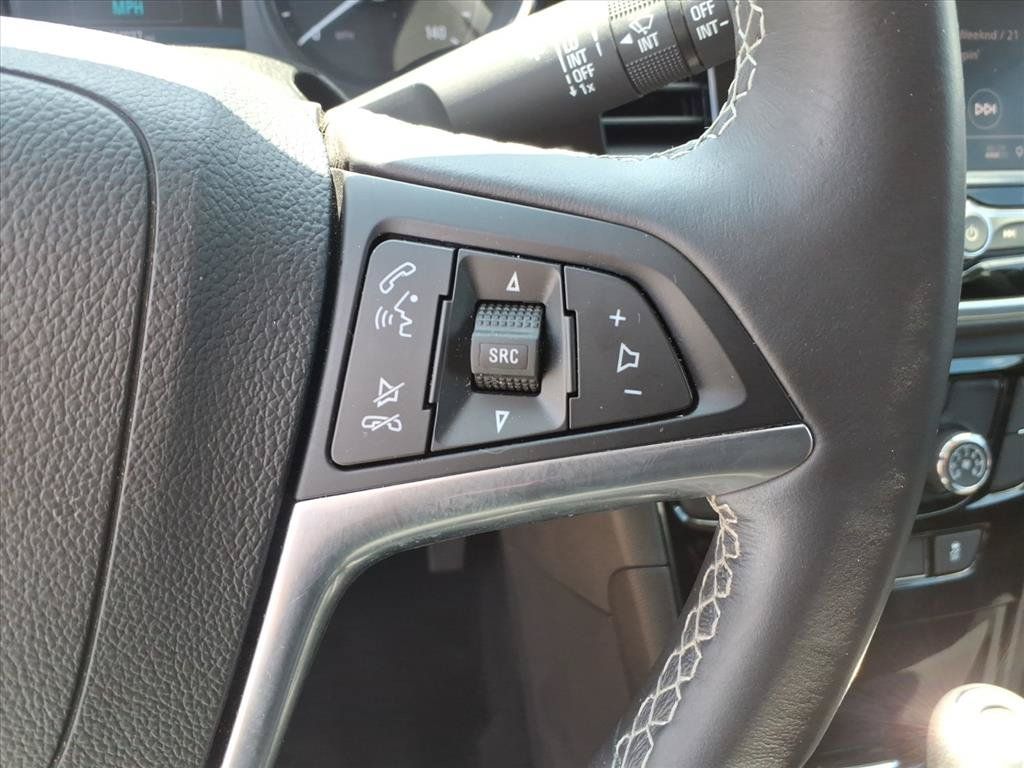 Used 2022 Buick Encore Preferred w/ Safety Package AWD/4WD image 25