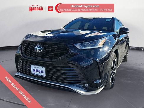 Used 2021 Toyota Highlander XSE image 1