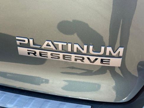 New 2025 Nissan Armada Platinum Reserve image 8