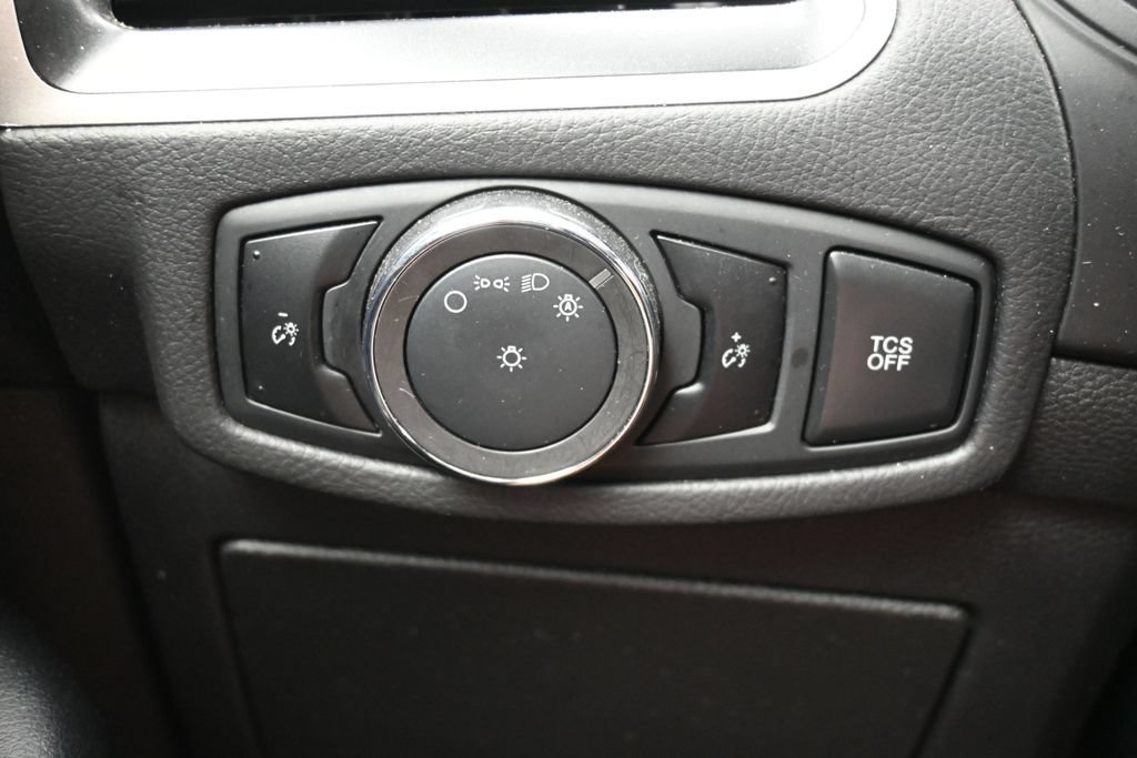 Used 2024 Ford Edge SEL AWD/4WD image 17