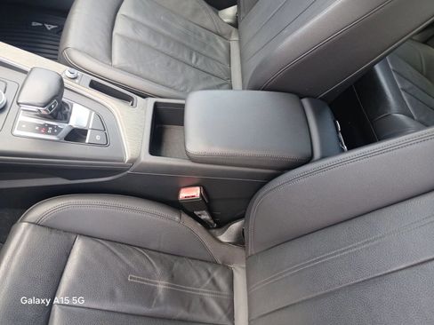 Used 2019 Audi A4 2.0T Premium w/ Convenience Package FWD image 8