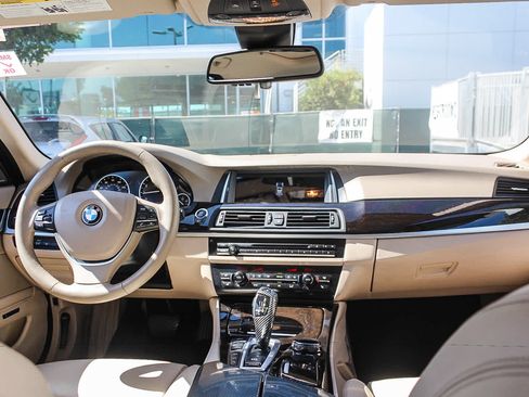 Used 2014 BMW 528i xDrive Sedan AWD/4WD image 13