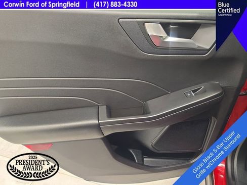 Certified 2021 Ford Escape SE w/ SE Sport Appearance Package FWD image 18