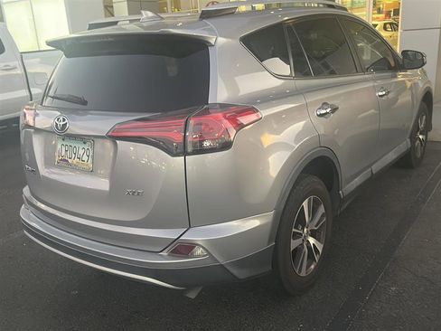 Used 2016 Toyota RAV4 XLE image 3