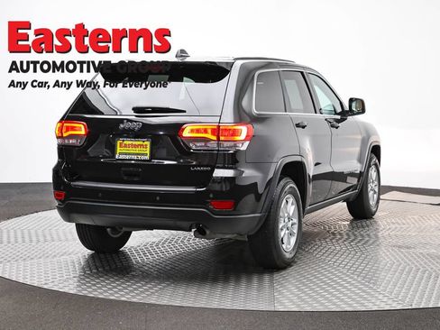 Used 2018 Jeep Grand Cherokee Laredo RWD image 5