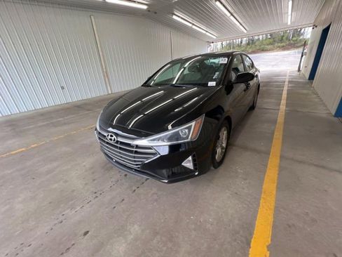 Used 2019 Hyundai Elantra Value Edition image 2
