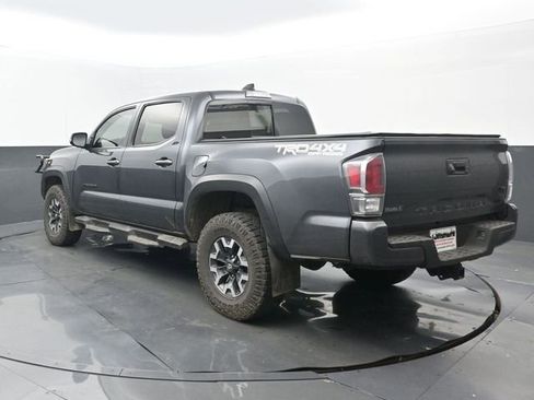 Used 2023 Toyota Tacoma TRD Off-Road w/ TRD Premium Off Road Package AWD/4WD image 3