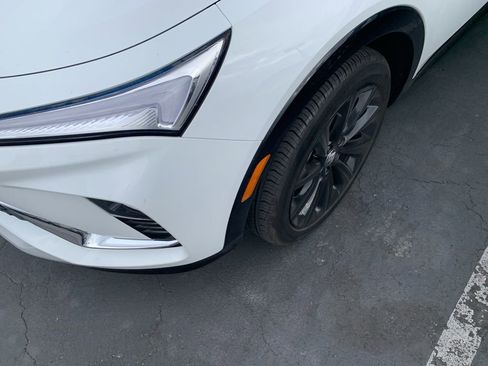 Used 2024 Buick Envista Sport Touring w/ Convenience I Package image 2