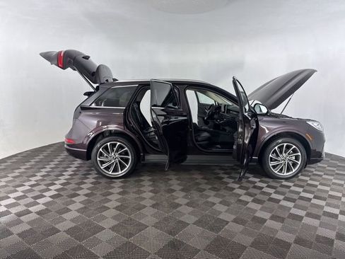 Used 2023 Lincoln Corsair Grand Touring w/ Equipment Group 301A image 15