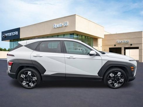 Certified 2024 Hyundai Kona SEL FWD image 3