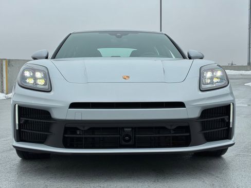New 2026 Porsche Panamera image 6