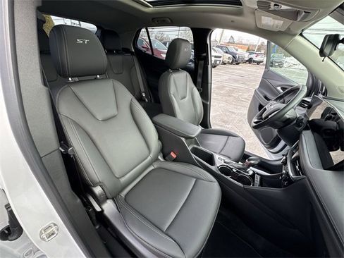 Used 2024 Buick Encore GX Sport Touring w/ Experience Buick Package image 26