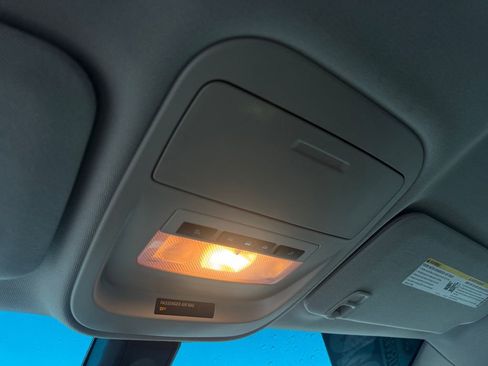 Used 2016 Chevrolet Colorado Z71 image 25